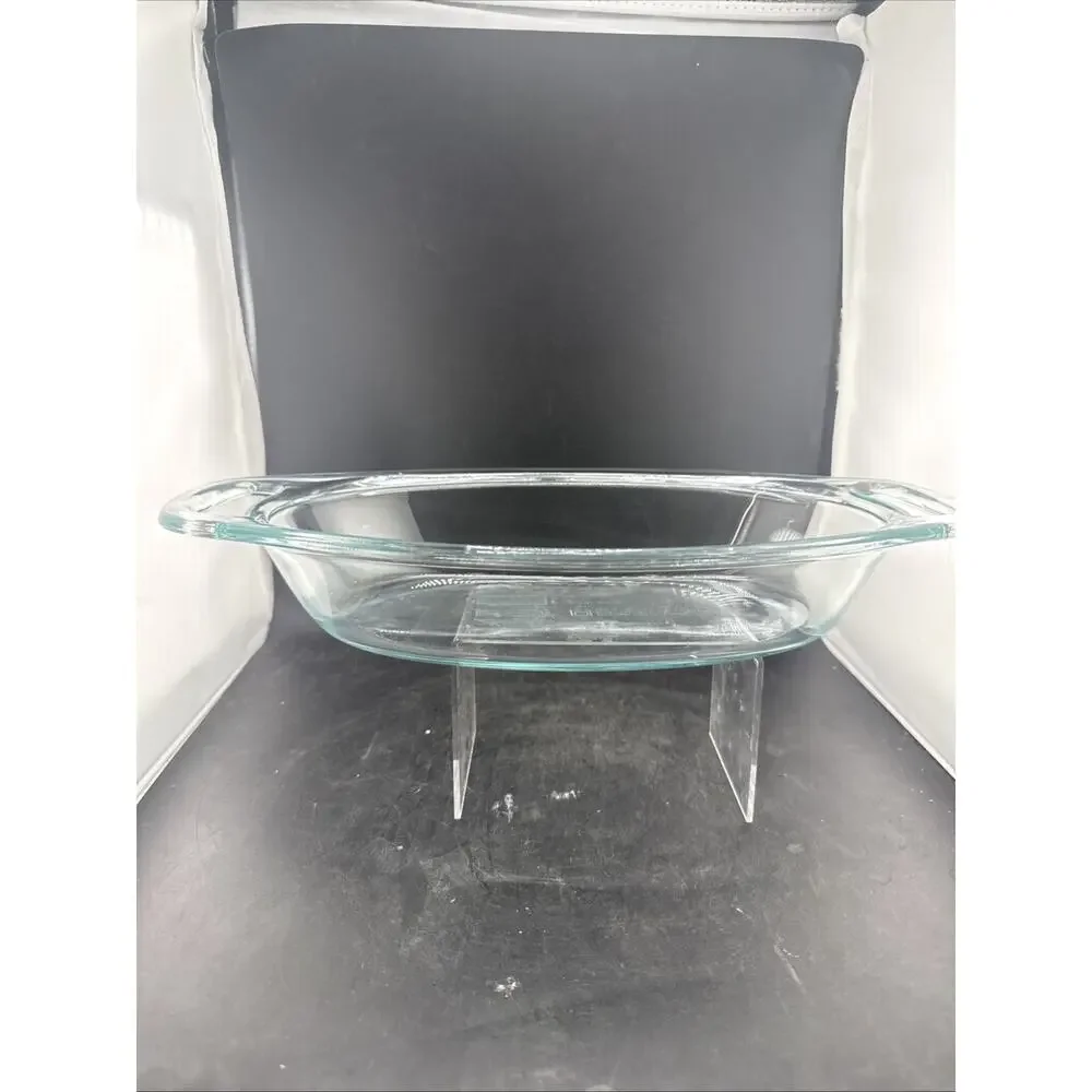 Pyrex 1.3 Qt Aqua Tint Clear Glass Oval Casserole Baking Dish USA